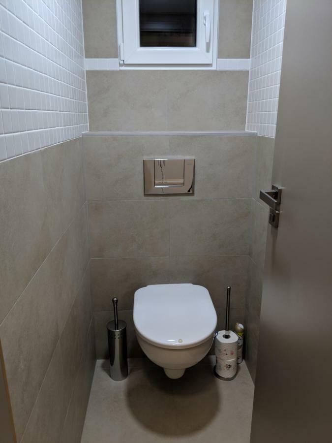 Ap 1 - Apartments 4U Brezinova "Overnight Simply" Градец-Кралове Экстерьер фото